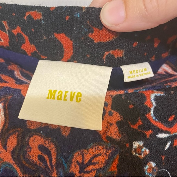 Maeve Anthropologie Printed Wrap Skirt NWT Sz Medium - Picture 2 of 10